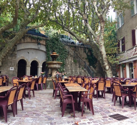 03chezPere.jpg